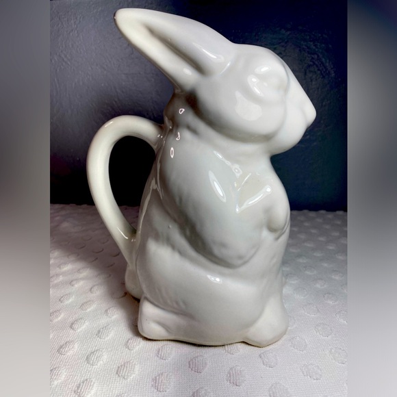 Marsh Industries White Bunny Rabbit Ceramic Pitcher the Tall Ears Version - Picture 1 of 13